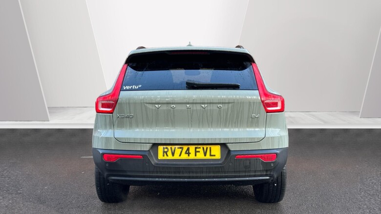 Volvo XC40 2.0 B4P Ultra Dark 5dr Auto Petrol Estate